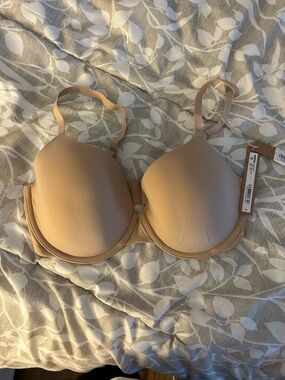 SKIMS Beige Smooth T-Shirt Bra